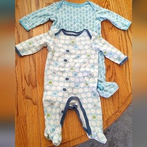 2 footie pajamas